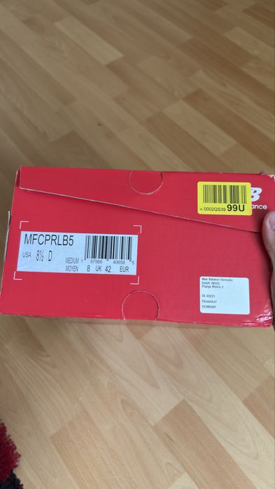 New Balance FuelCell Propel v5 in stare foarte buna