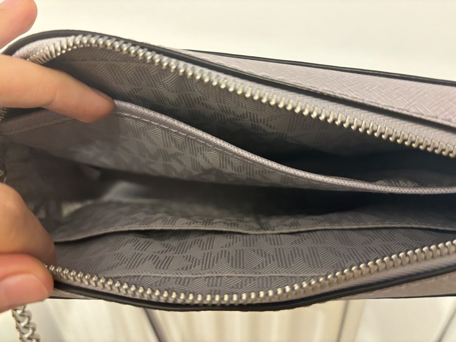 Geanta Michael Kors Jet Set cross body