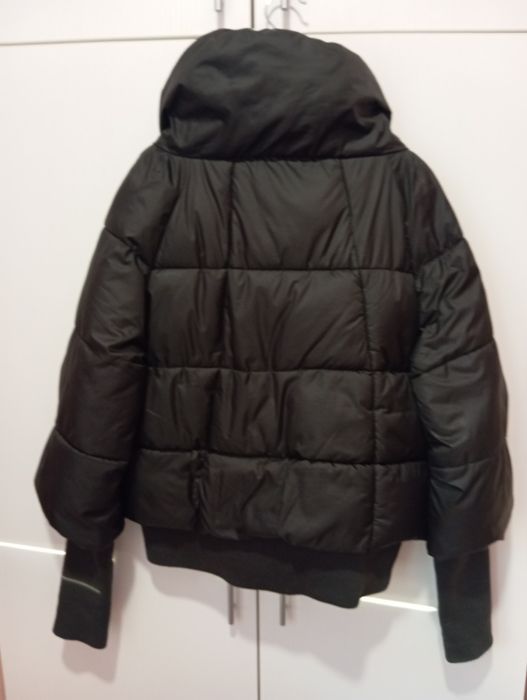 Дамско зимно яке с памучни ръкави