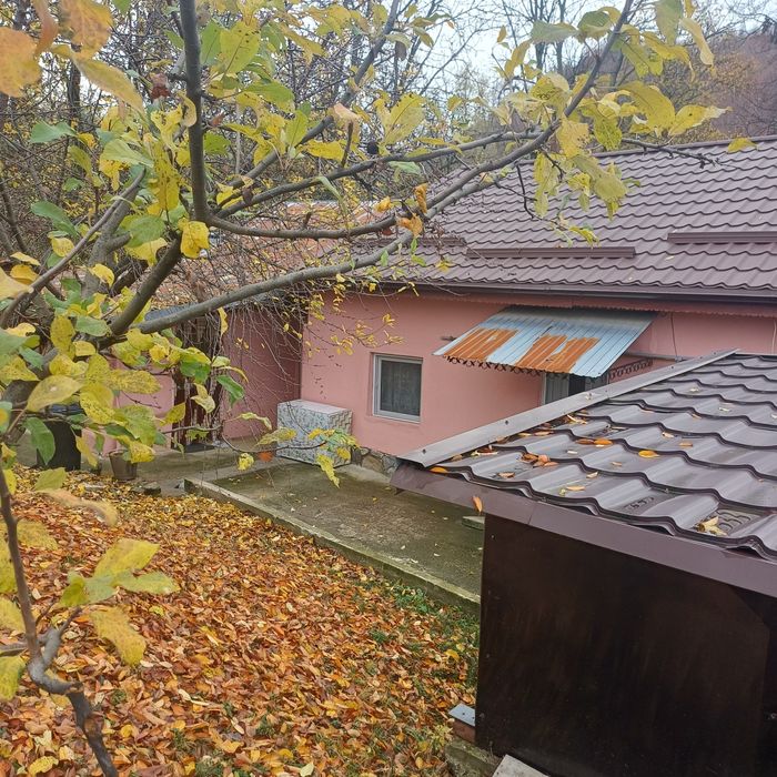 Casa vacanta/teren 800mp