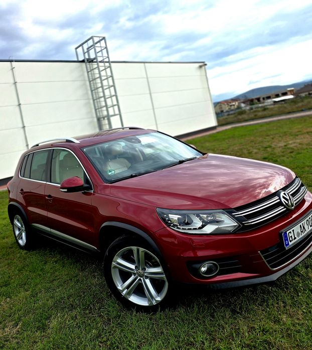 Tiguan edition 2L Diesel  Led Xenon Navi parkAsist carte service tüf