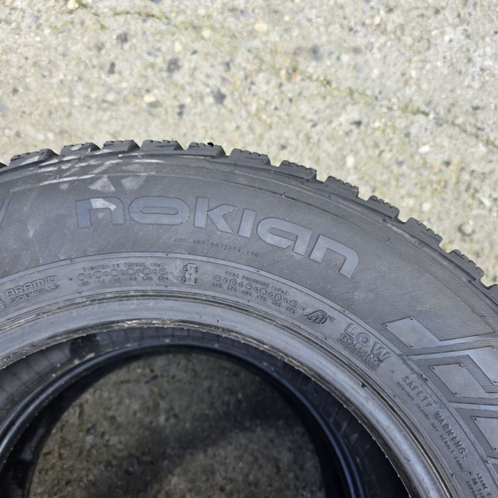 2x 225/65/16C M+S NOKIAN 2019 Stare impecabila