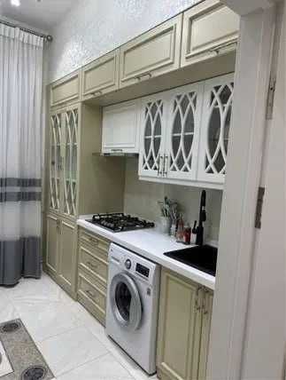 R4 Сдаётся квартира 2/1/4 на метро Буюк Ипак Йули!