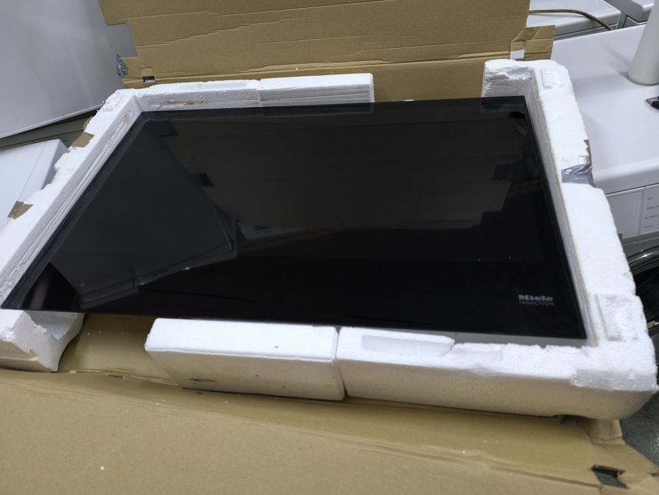 Индукционен плот Miele KM 7678 FL