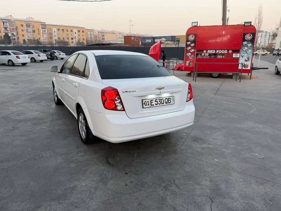 Gentra sotiladi srochni