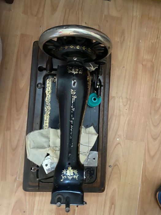 Шевна машина Singer с капак