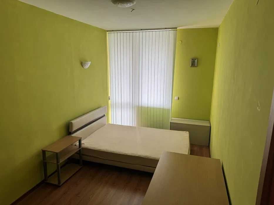 Дава се под наем Двустаен апартамент в Бургас, Славейков - 60 кв.м за 425 € - Снимка #3