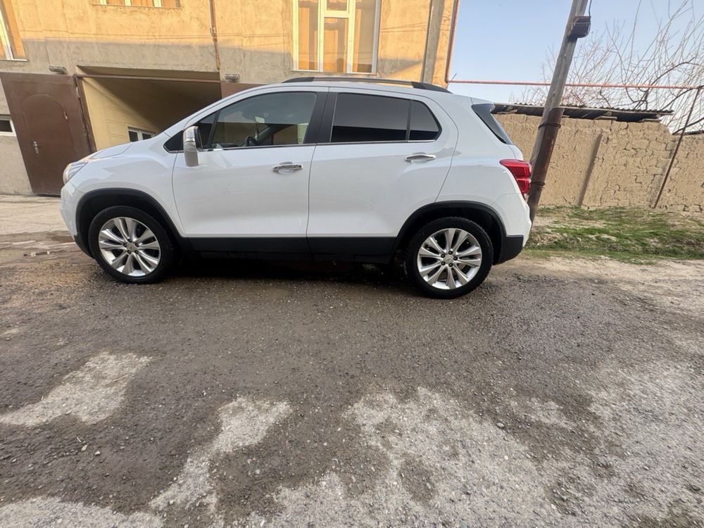 Chevrolet Tracker Primer full 2020