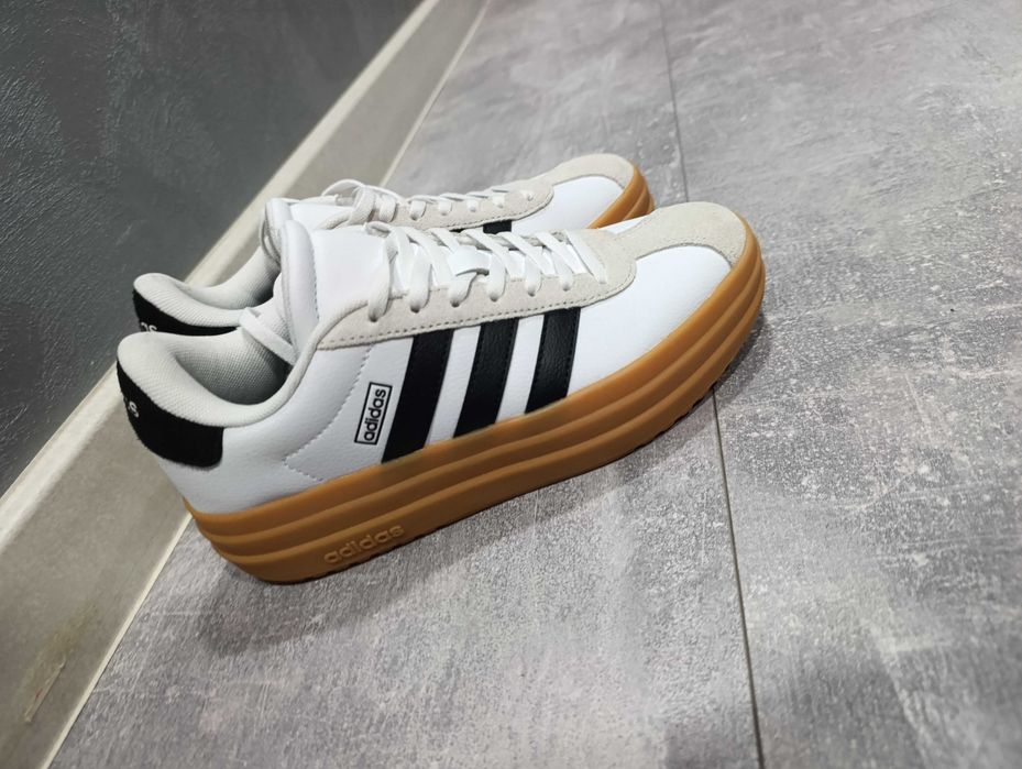 Adidas vl court bold