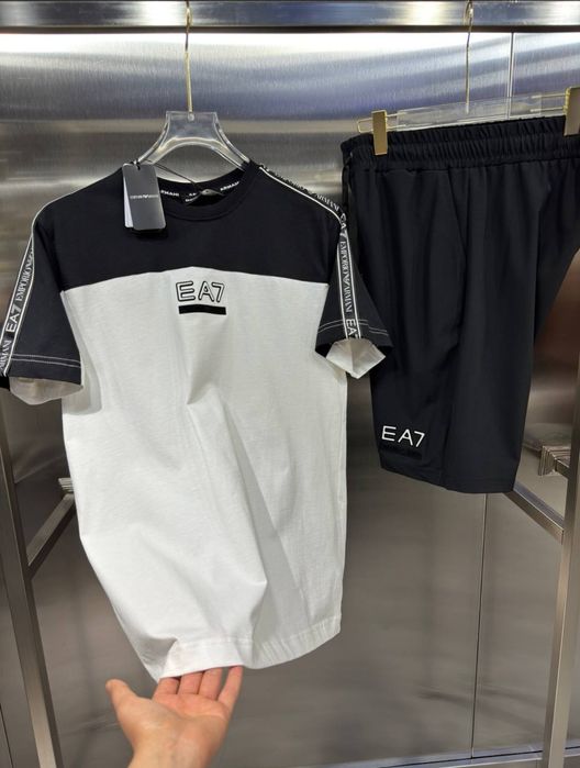 Emporio Armani летен екип