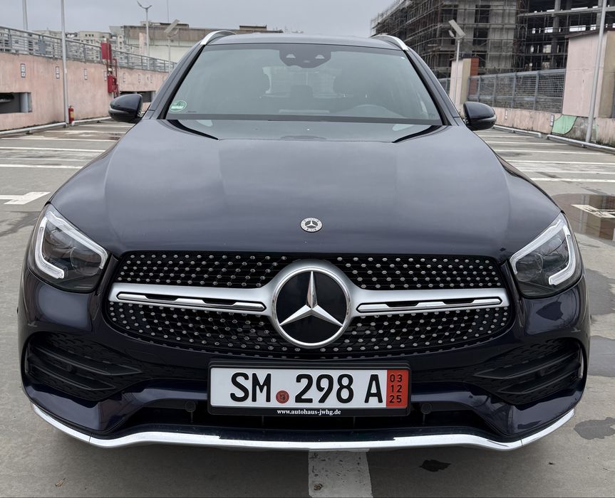 Mercedes Benz Glc 300 de 4Matic Amg line Multibeam Distronic Burmester