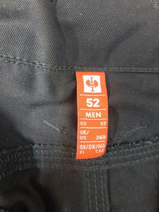 Engelbert  Strauss  .