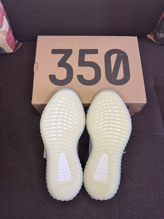 Yeezy 350 V2 Blue Tint