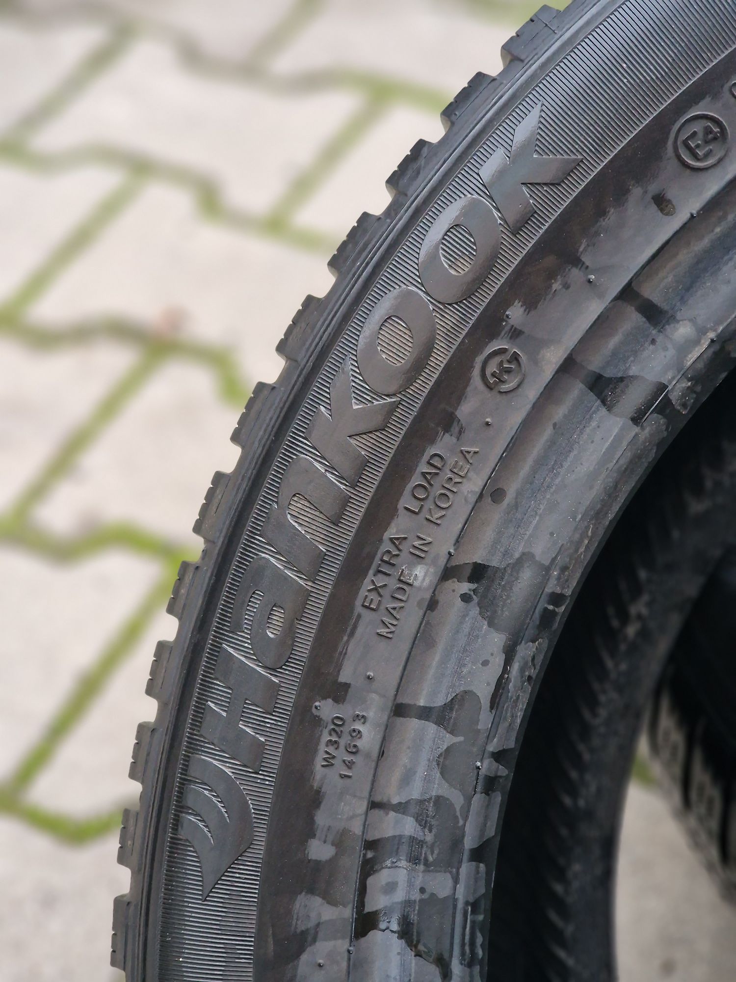 225 50 18 Hankook