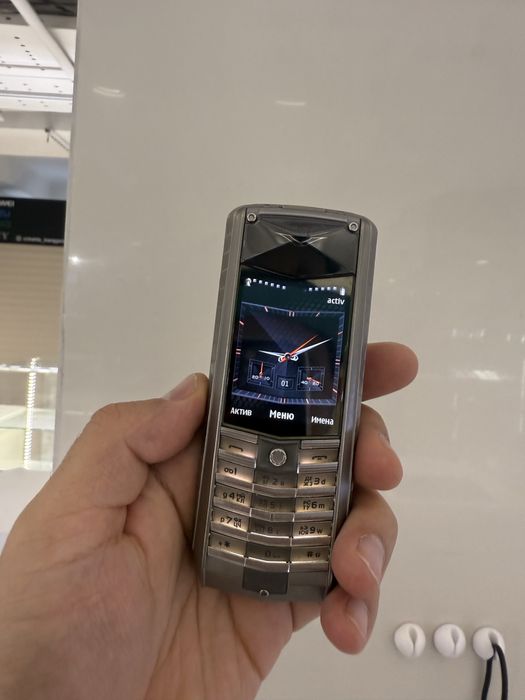 Vertu оригинал бу в отличным состояние