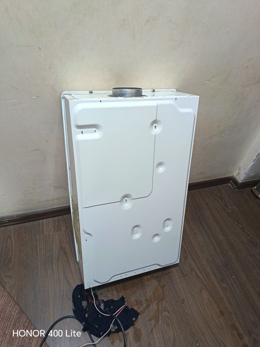 2 kontorniy kotyol sotiladi