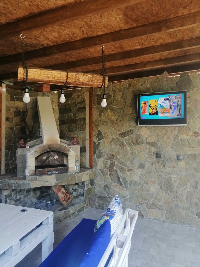 Дава се под наем Етаж от къща в Перник, Байкушева махала - 112 кв.м за 629.34 € - Снимка #2