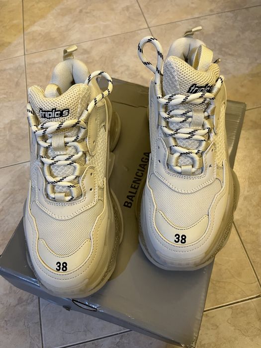 Дамски кецове и маратонки