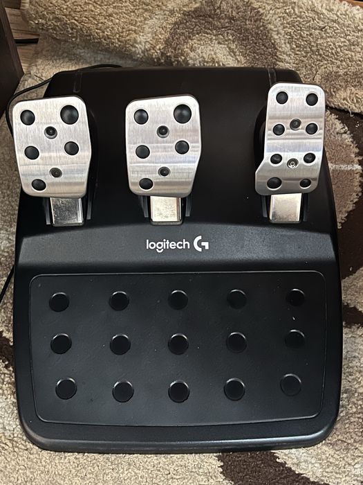 Volan Logitech G29 si pedale
