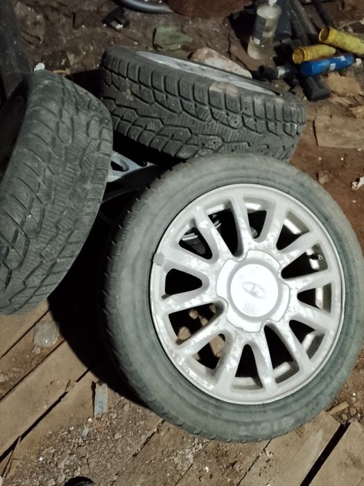 Продам шины р15 б/у с диском