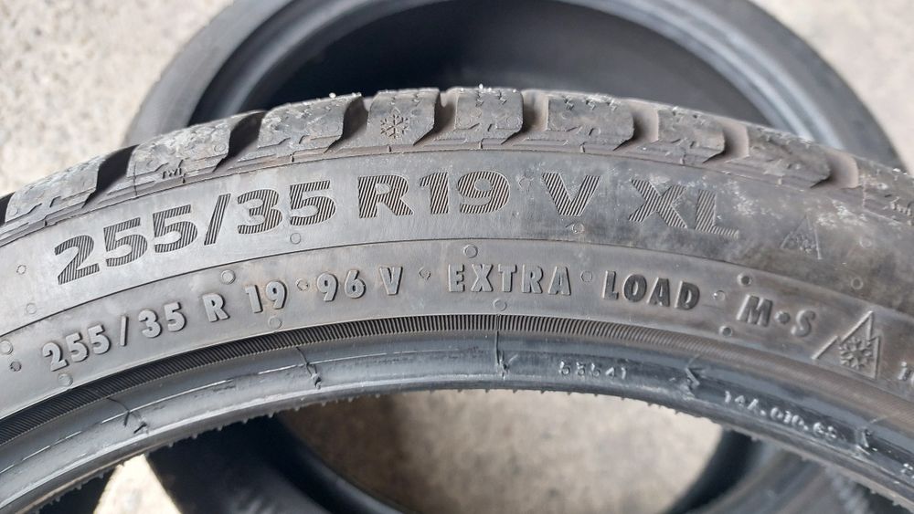 Зимни гуми 255/35/19 Continental WinterContact TS860S 2 броя
