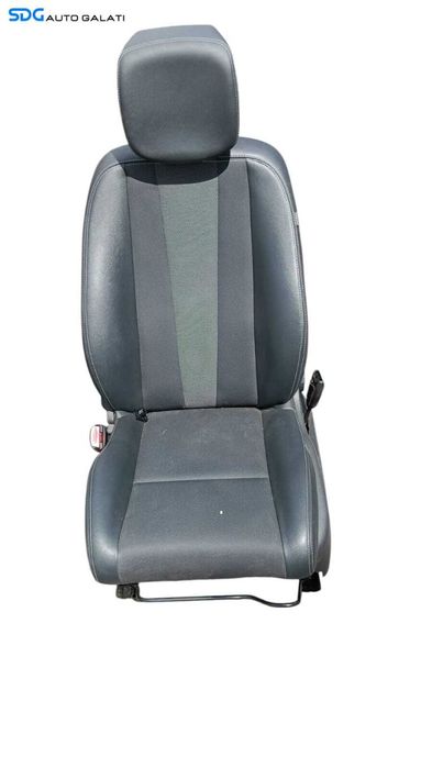 Scaun Semipiele Semi Piele Alcantara Stanga Fata Renault Megane 3 Hatchback 2008 - 2015 [M8293]
