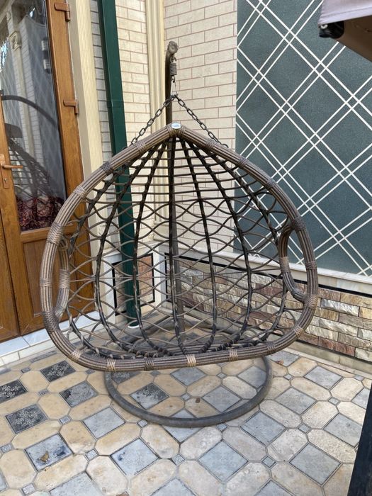 Качелие в хорошом состояние