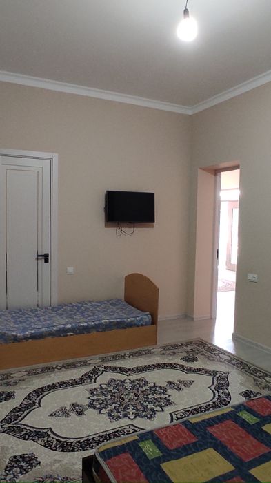 Юнусабад-8,, 3хонали ховли, Еш ОИЛАГА берилади