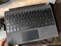 Продавам клавиатура и батерия Acer switch 5