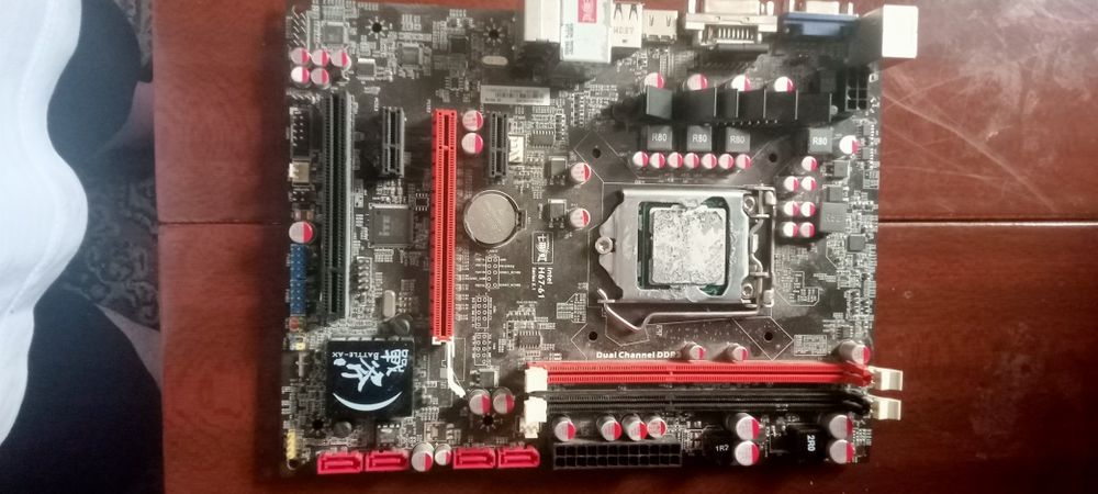 Продам материнскую плату на 1155сокете и процессором