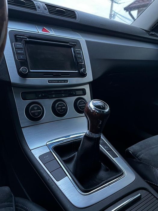 Vând Wolsvaghn pasat