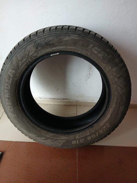 Шины зимние шипованные 4 шт