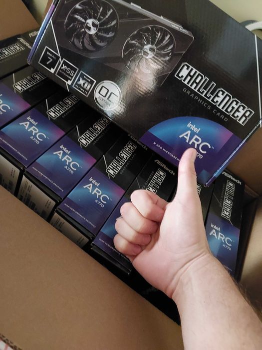 Нови Компютри за AI, Стрийминг и Игри с 2г. Гаранция!