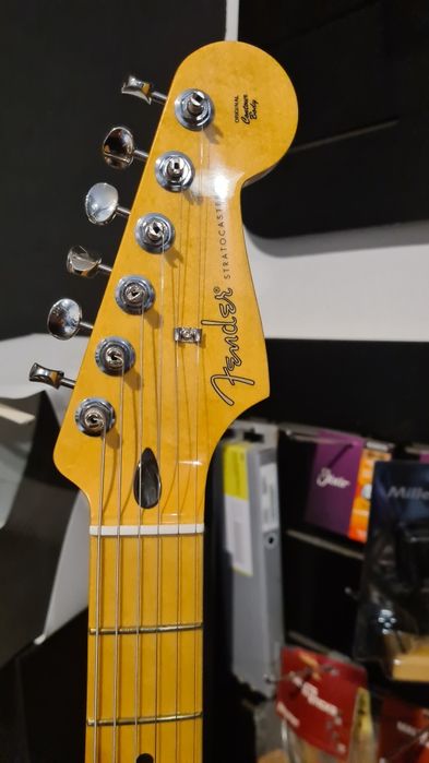 Fender Stratocaster player II