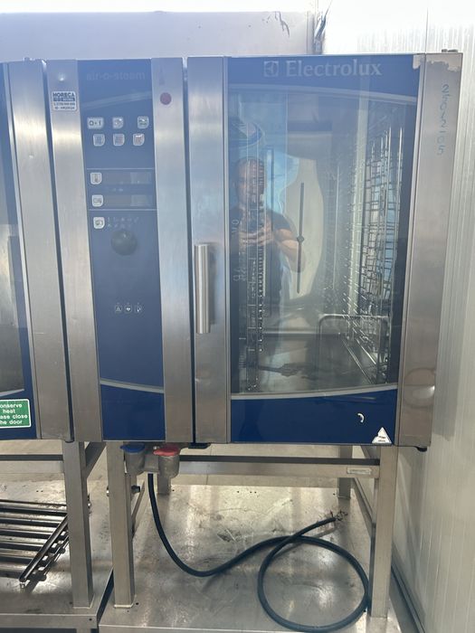 Cuptor profesional,convectomat, convectie 10 tavi Electrolux electric