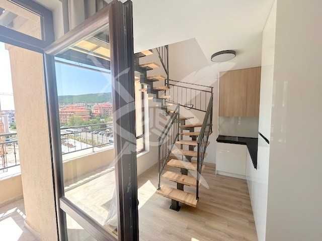 Продава се Мезонет в Свети Влас - 100 кв.м за 1820 €/кв.м - Снимка #1