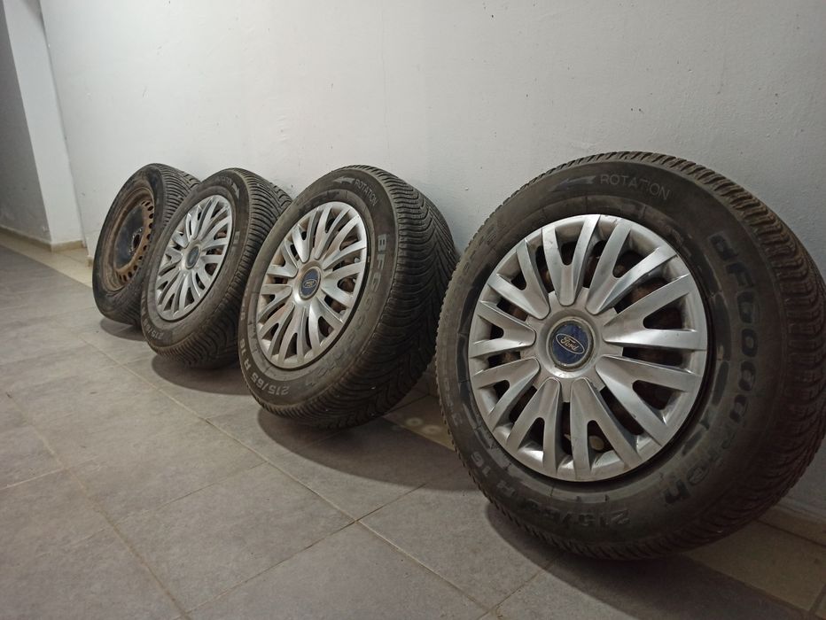 Jante tabla 16 originale Ford+anvelope iarna