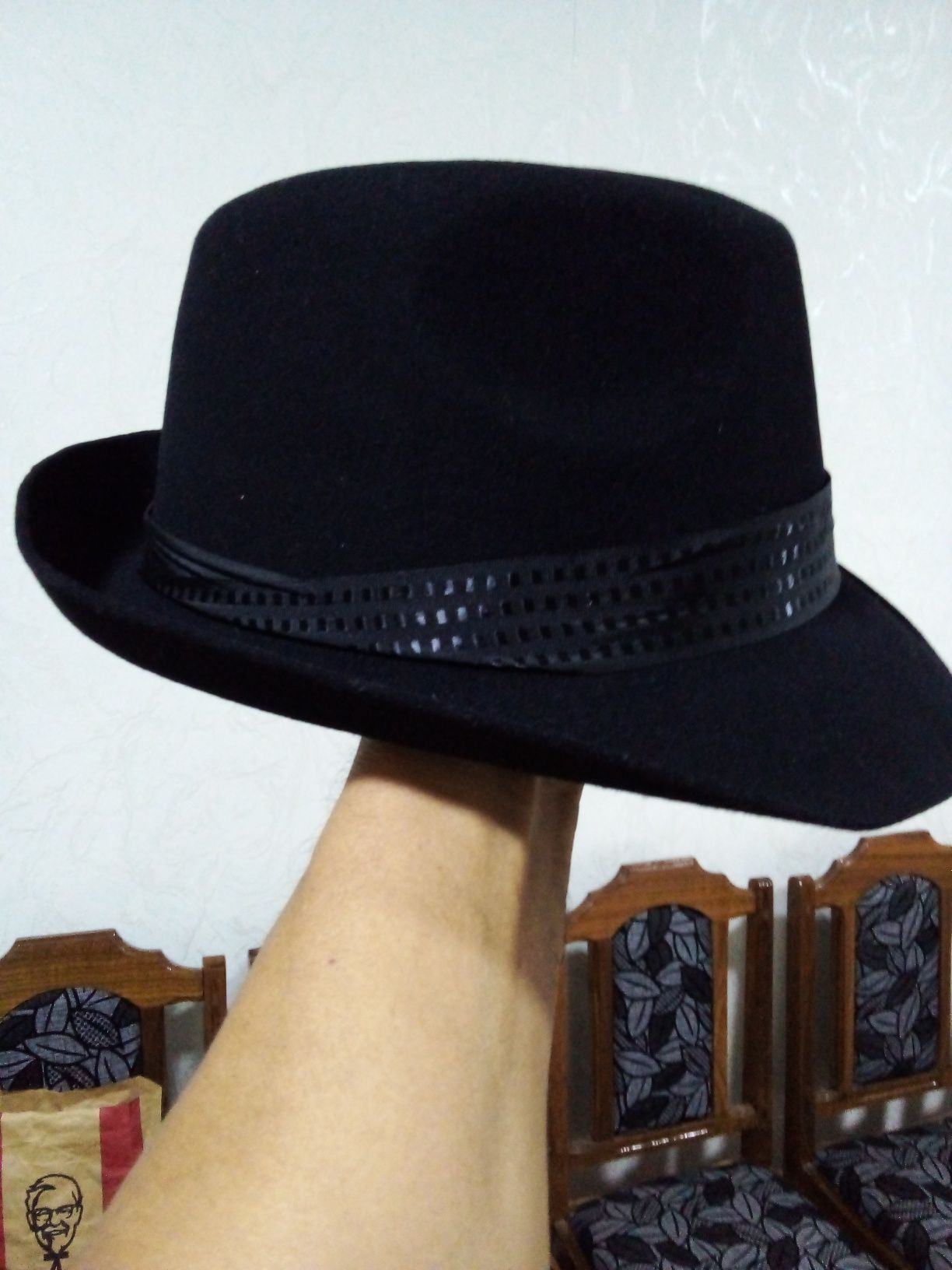 Шляпа мужиские цвет чёрный тёмны сери, размери от 57, до 60 пр-во рос