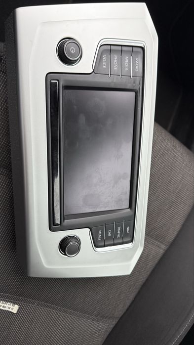 Display original vw Passat B8 2015-2018