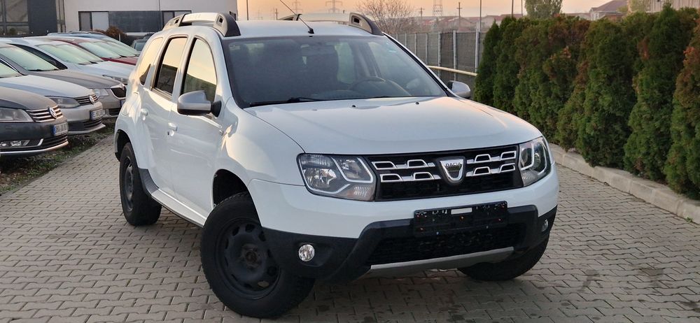 Vand Dacia Duster 1.6 mpi 4x4 Model Facelift 2015 RATE Model Prestige