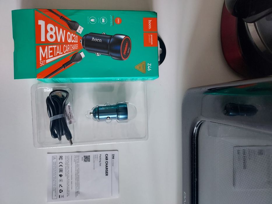 vand încărcător auto fast charge cu cablu mufa typ ,produs nou.