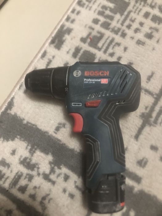 Шруповерт два bosch оригинал