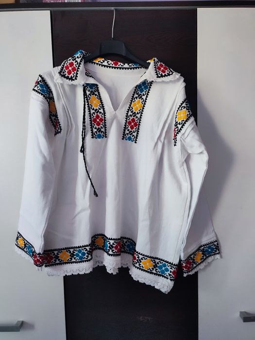 Cămașă tradițională pentru băieți 8/10 ani
