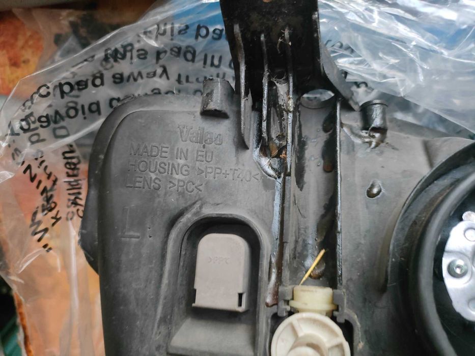 Фарове за Опел Мерива А 2003