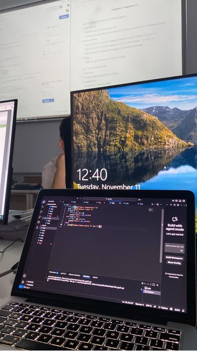 Поодам macbook Pro