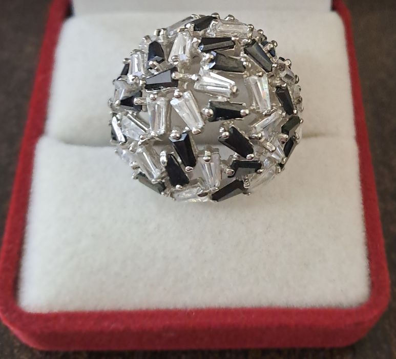 Сребърен пръстен