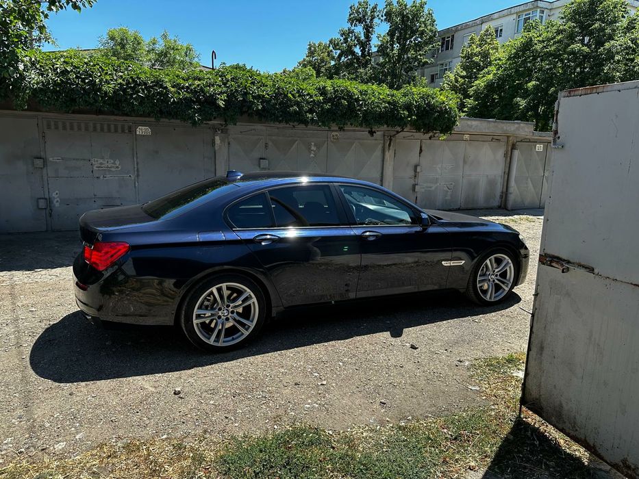 Vând BMW 740 xd 2011