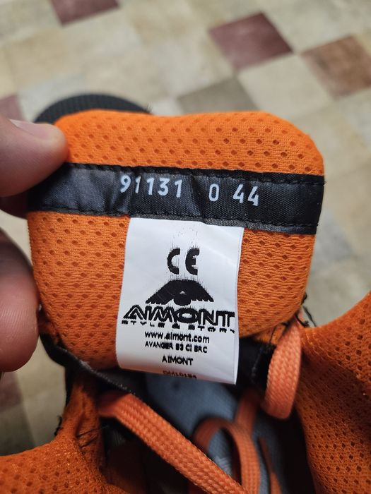 Обувки чисто нови със метал от пред!