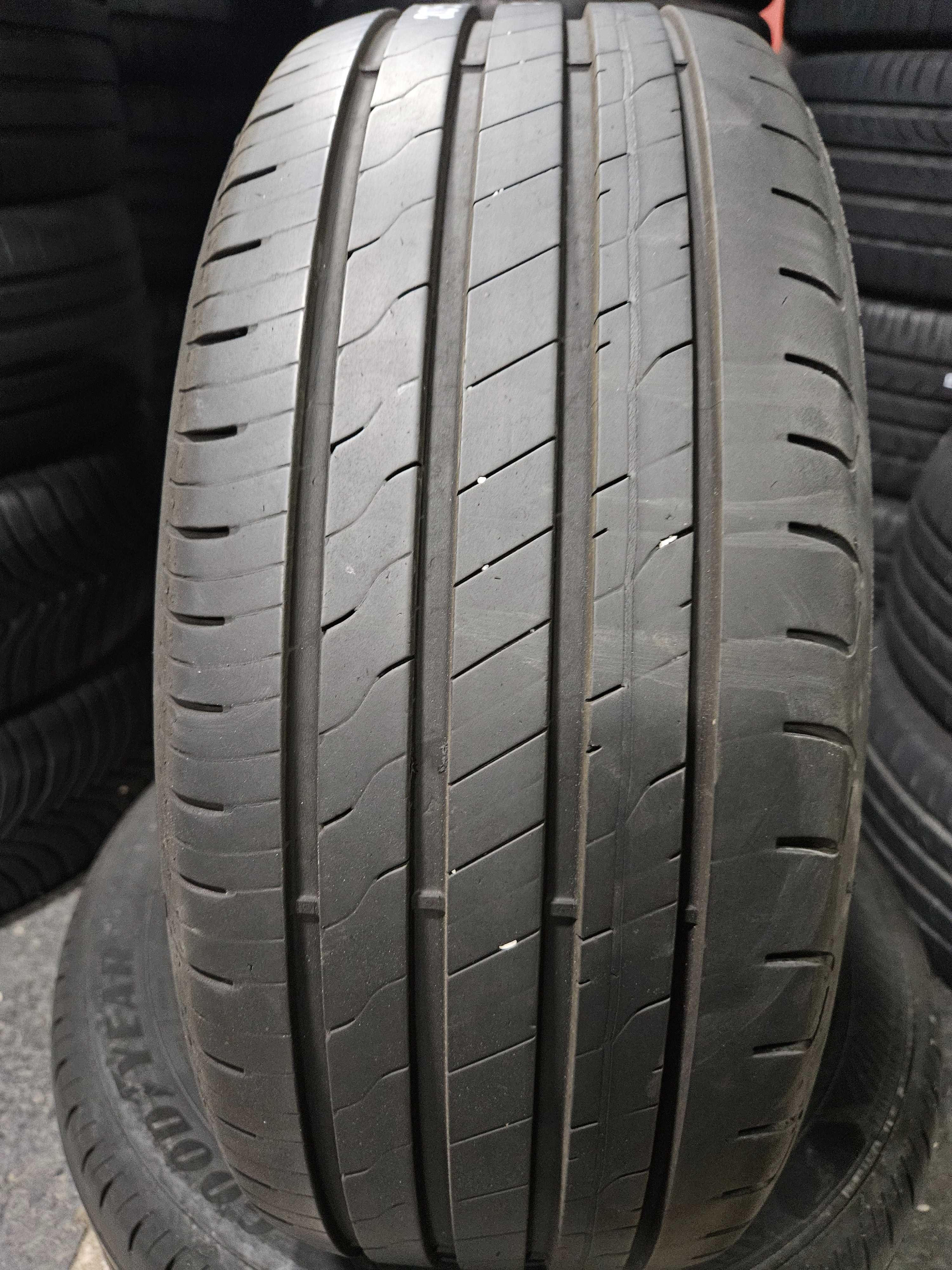 2бр 205/55/16 GOODYEAR 6,8мм грайфер дот:20г безплатен монтаж