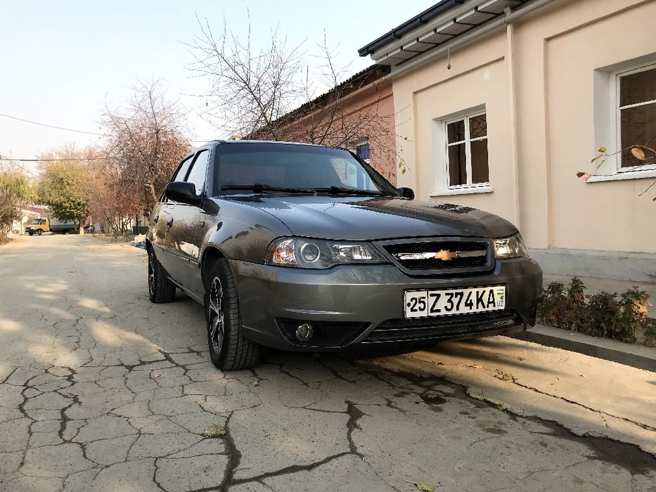 Nexia 2 2013 sotiladi